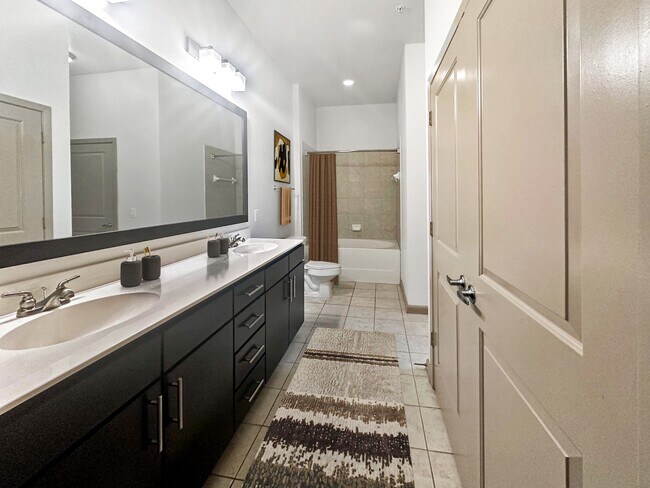 Foto del edificio - 306 McGowen St