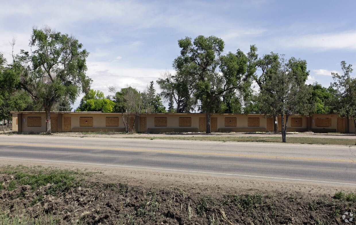 Building Photo - 1401 E 18th St