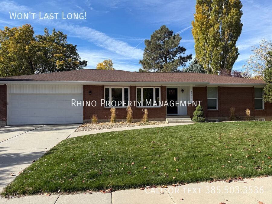 Primary Photo - 7686 Mountain Estates Dr