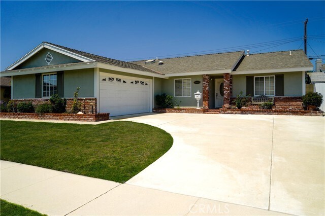 Foto principal - 12811 Chase St