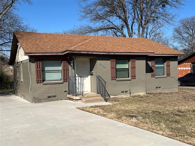 Building Photo - 1321 Woodcrest Dr