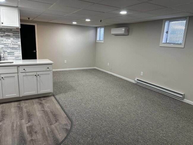 Foto del edificio - 1329 Main St