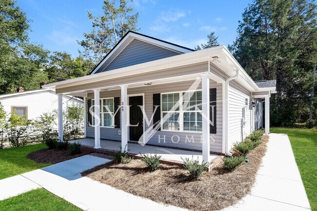 Foto del edificio - Gorgeous Newly Built 3BR Home