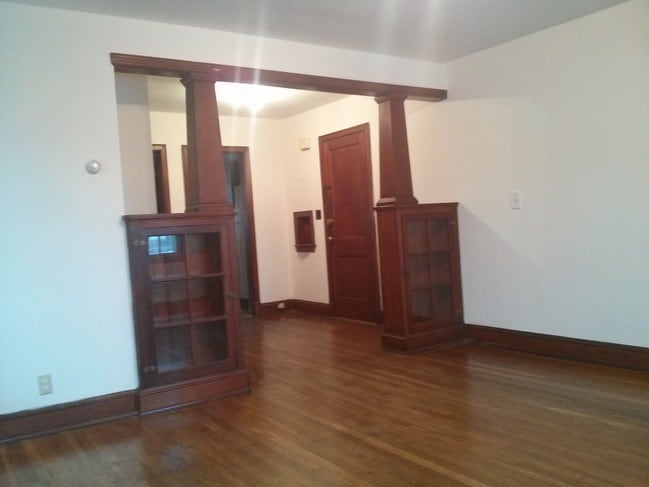 Interior Photo - 2224 40th Street