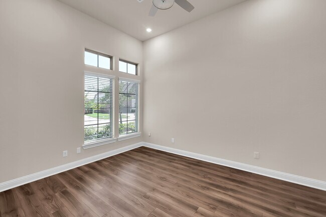 Foto del edificio - 25315 Angelwood Springs Ln