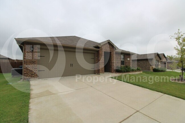 Foto del edificio - 902 Old Blf Ln