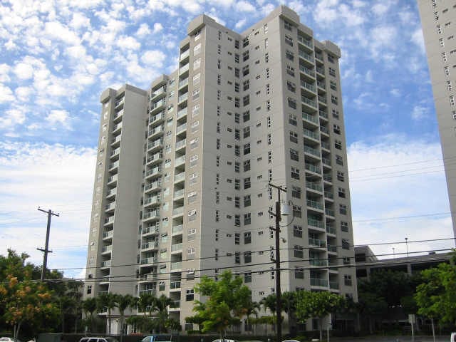 Building Photo - 1448 Young St