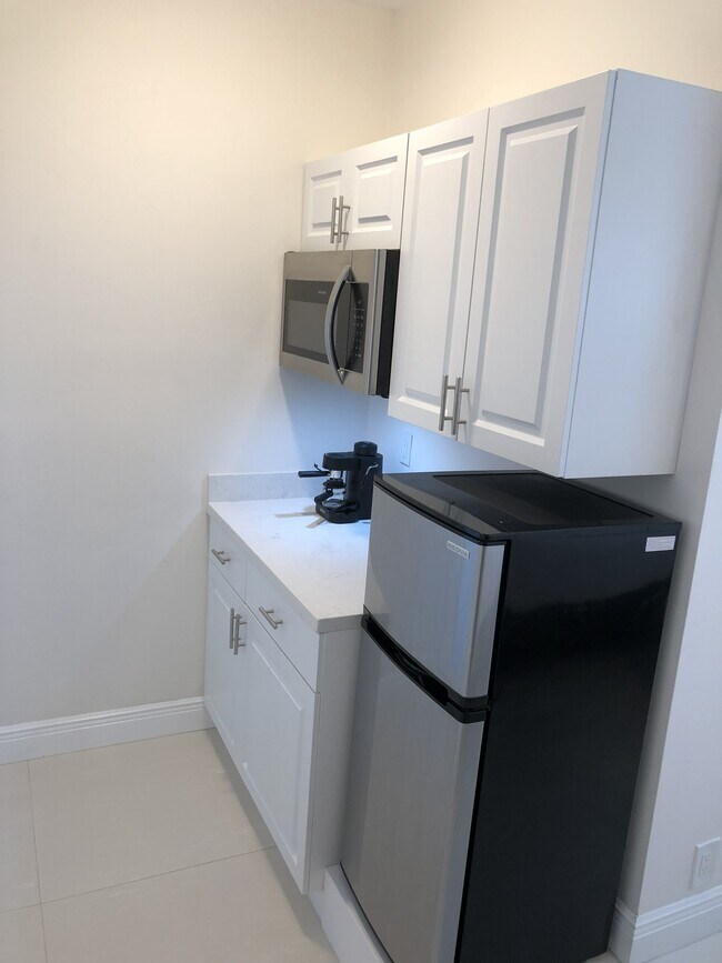 Foto del edificio - 8755 SW 54th Ter