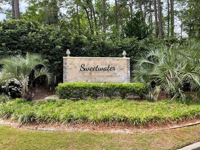 Foto del edificio - 6307 Sweetwater Blvd