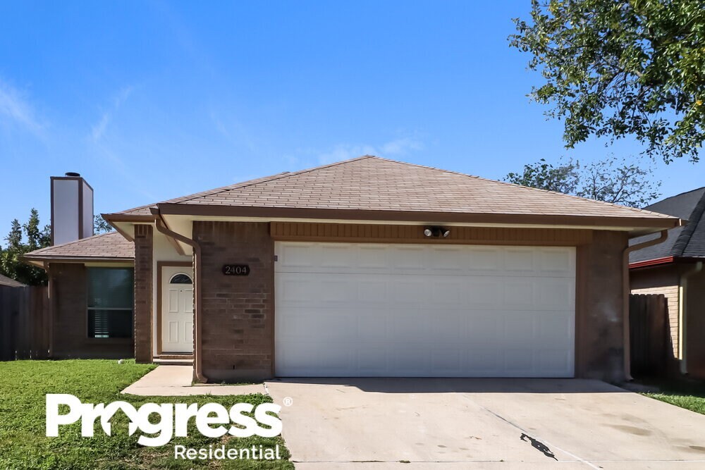 Foto principal - 2404 Clearwater Trail