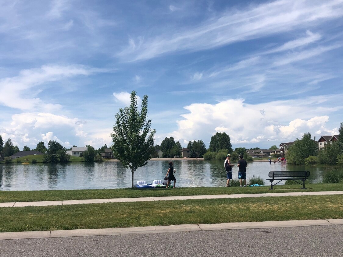 RIVER ROCK PARK - 468 W Shore Dr