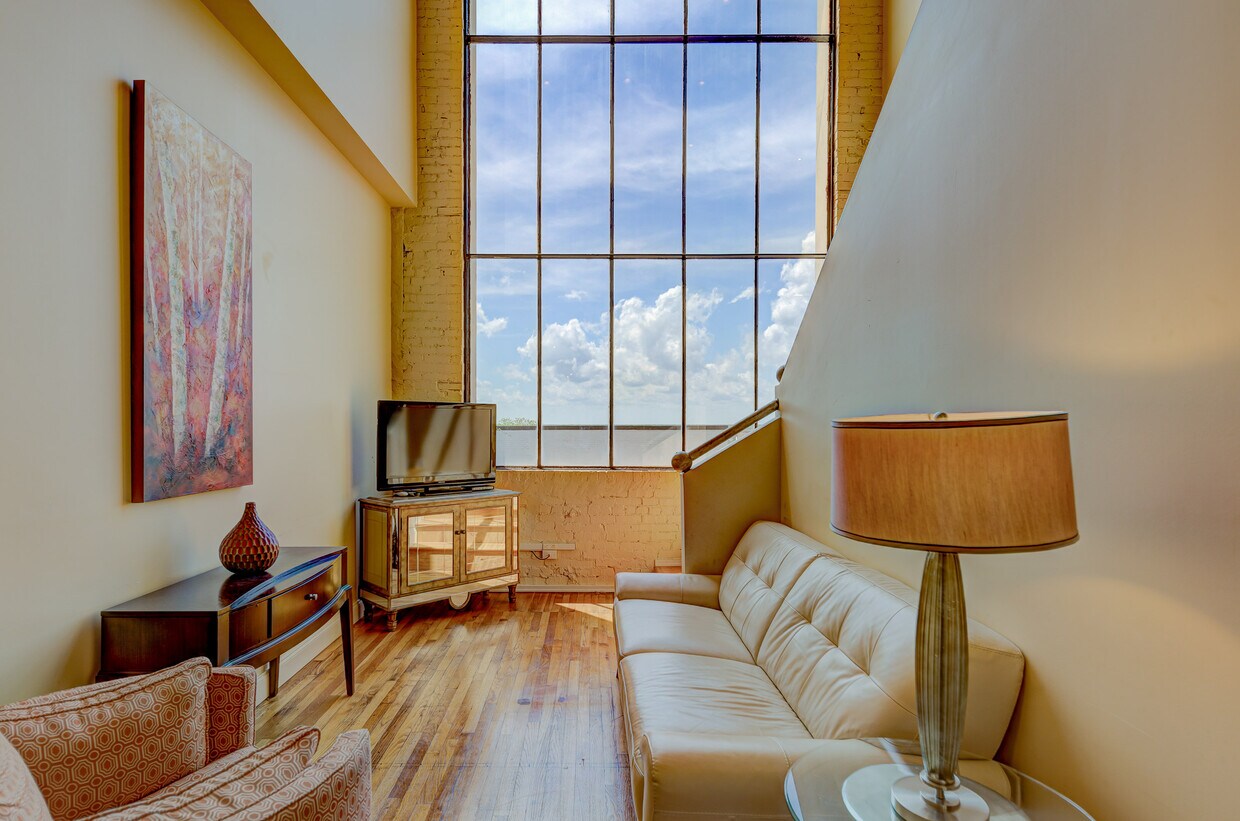 1509 Washington St Unit 2E, Vicksburg, MS 39180 Condo for Rent in