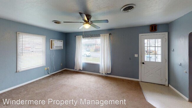 Foto del edificio - 2 br, 1 bath House - 1717 Portland Ave