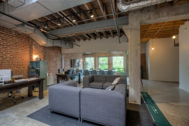 Foto del edificio - 3814 Farnam St