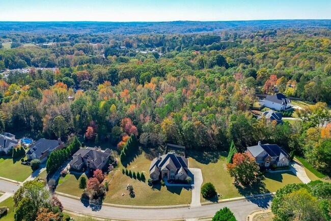 Foto del edificio - 940 Chateau Forest Rd