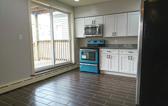 Foto del edificio - 2306 N Mason Ave