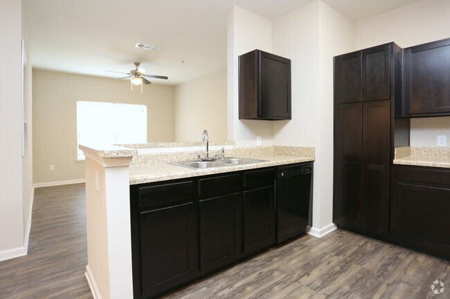 1HAB, 1BA - 800 ft² - The Exchange at Winder