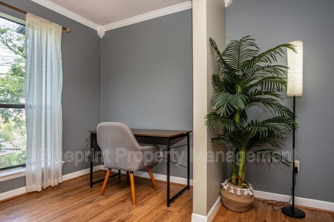 Foto del edificio - 1901 16th Ave S