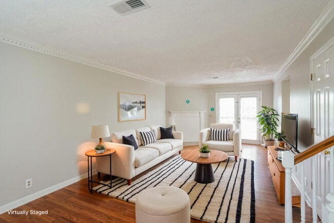 Building Photo - 1124 Jacksons Valley Rd