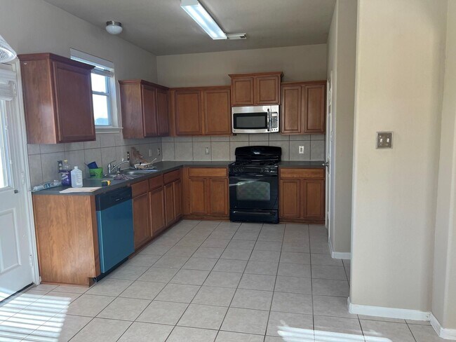 Foto del edificio - 4119 Barossa Valley Ln