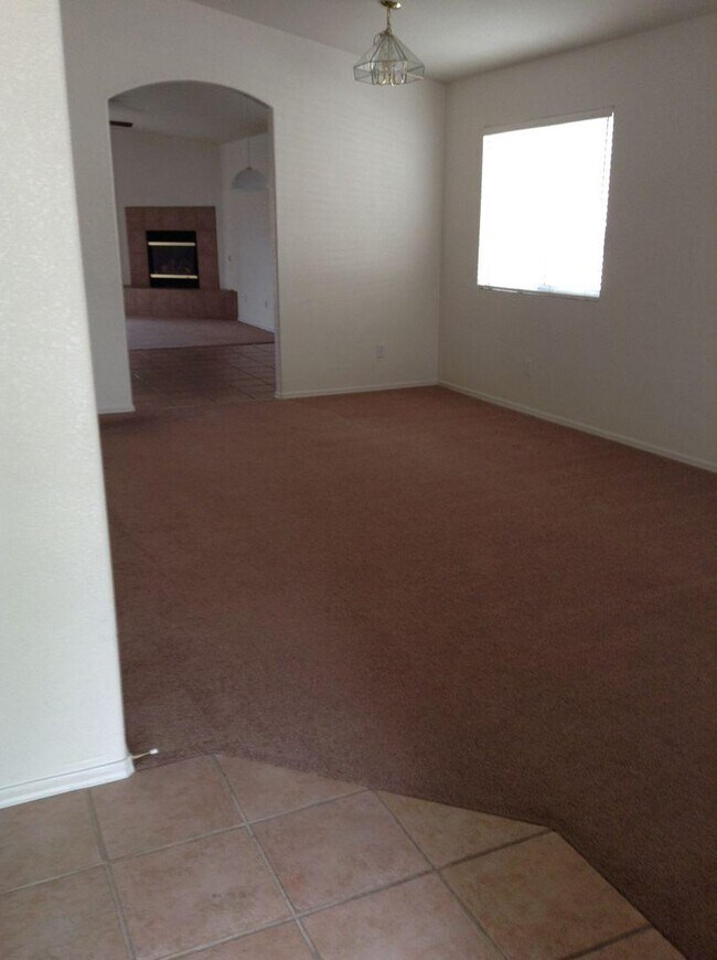 Building Photo - 2458 S Iman Ave