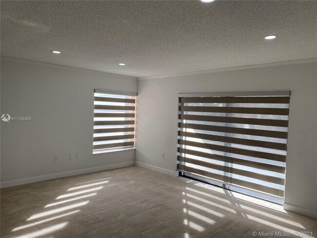 Building Photo - 17600 NW 68th Ave