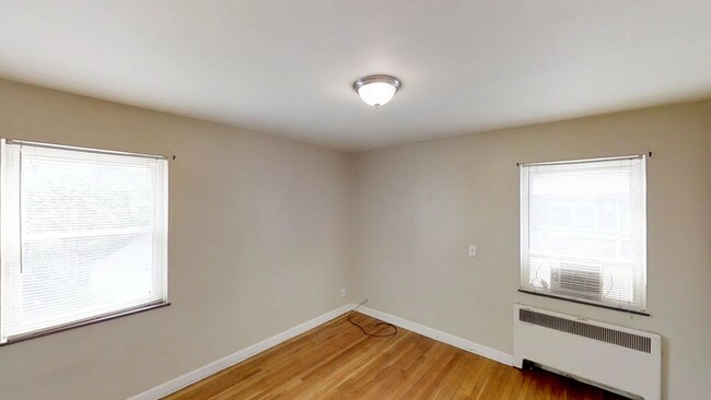 Building Photo - 6620 Coleridge Ave