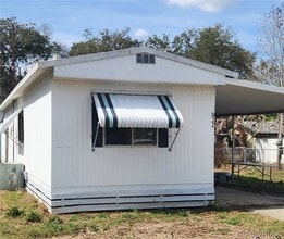 Building Photo - 922 S Sunfish Ave