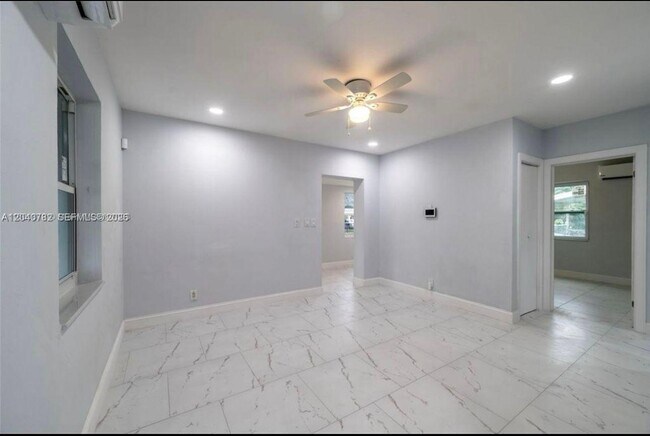 Foto del edificio - 425 NW 14th Way
