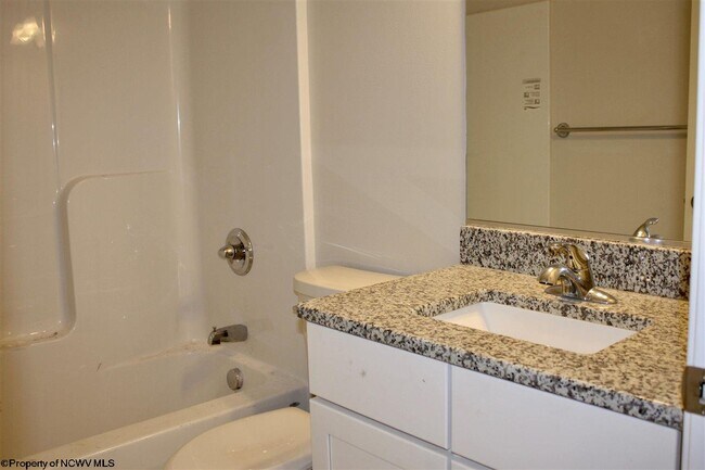 Foto del edificio - 104 Pasture Ln