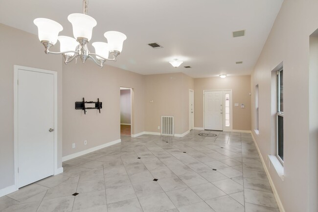 Foto del edificio - 12222 Netherwood Ln