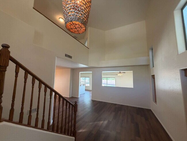 Building Photo - 18267 N Cook Dr