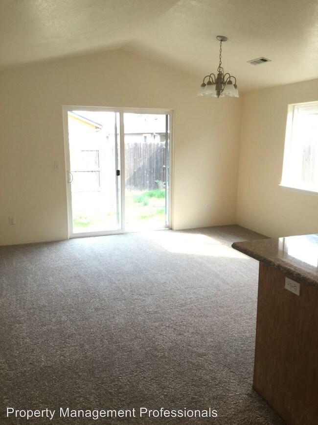 Foto del edificio - 3 br, 2 bath House - 896 Archer