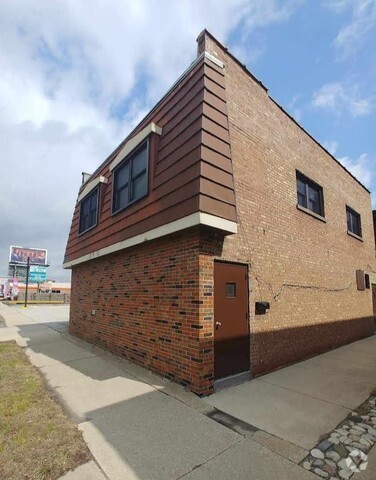 Building Photo - 5645 S Harlem Ave