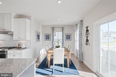 Foto del edificio - 70 Kingsberry Ln
