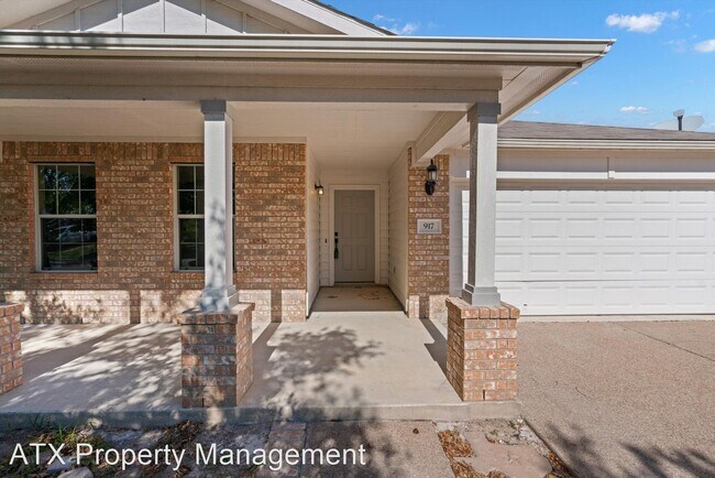Building Photo - 3 br, 2 bath House - 917 Sweet Gum