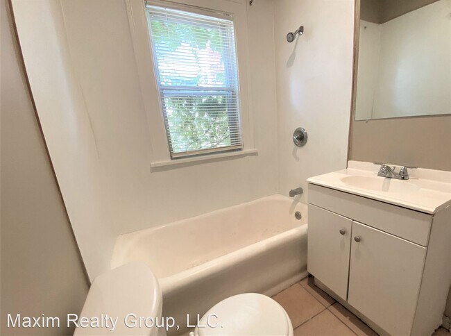 Building Photo - 3 br, 1.5 bath House - 2873 WHITMORE ST