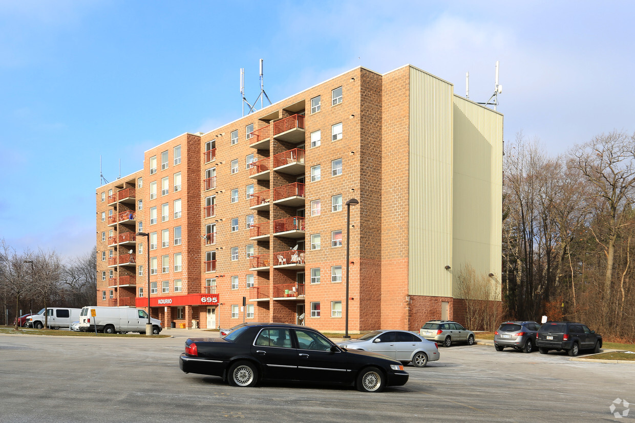 Primary Photo - 695 Strasburg Rd