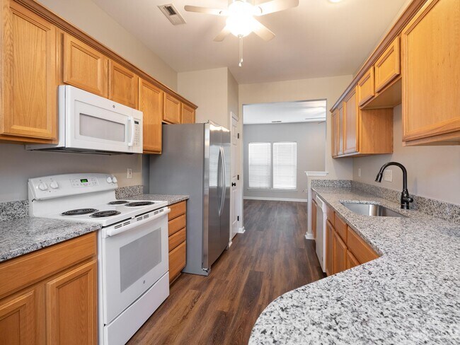 Foto del edificio - 12516 Eudora Ln