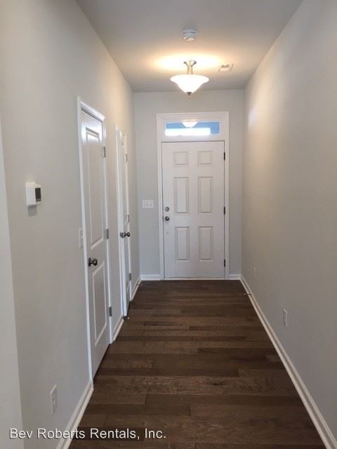 Building Photo - 3 br, 3.5 bath House - 807 New Derby Lane