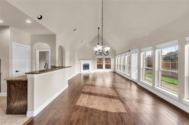 Building Photo - 817 Memory Ln