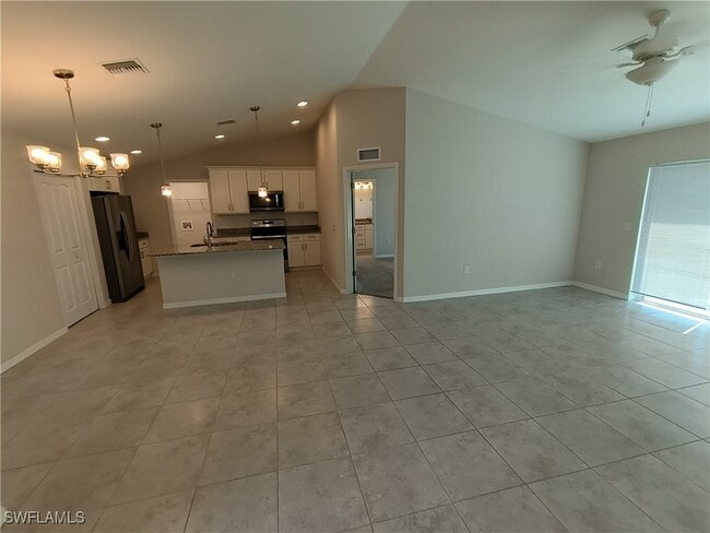 Building Photo - 3030 NW Juanita Pl