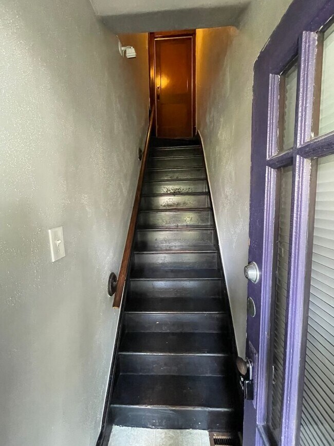 Foto del edificio - 3117-3119 Lackland Ave