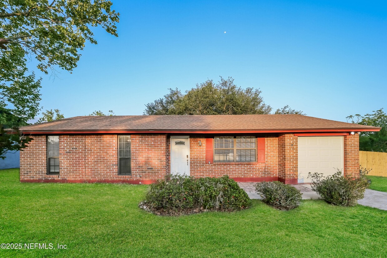 Primary Photo - 2887 Gatling Blvd