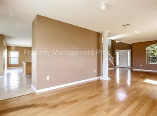 Foto del edificio - 401 Bloomfield Dr