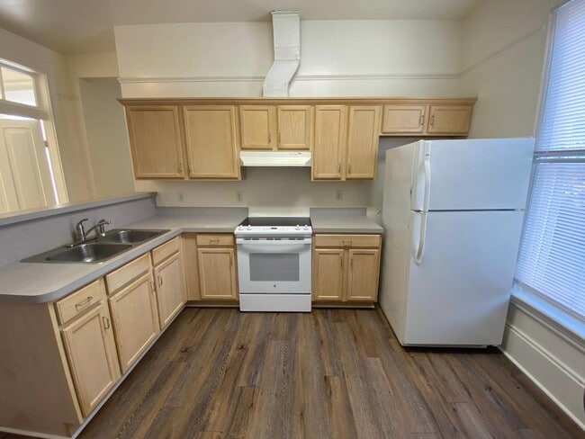 Photo - 605 Harrison St Apartment