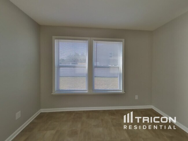 Building Photo - 4663 Westchester Drive Columbus IN
