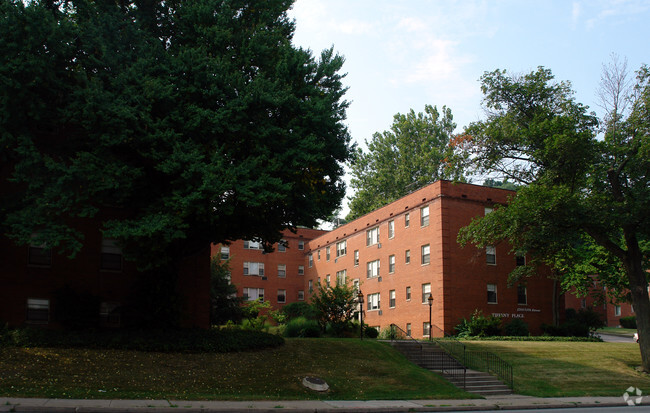 Building Photo - Tiffany Place