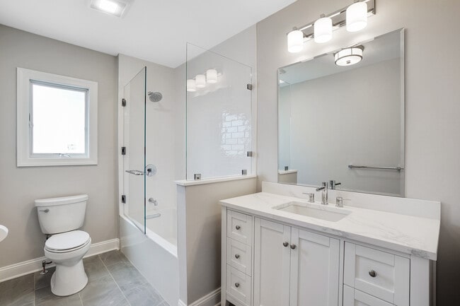 Building Photo - 77 Mill St