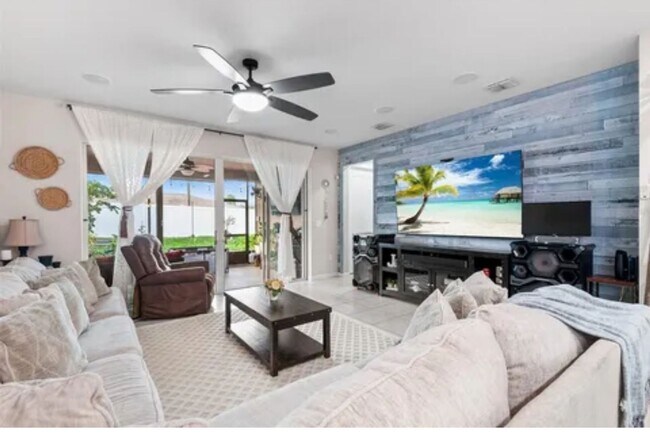 Foto del edificio - Four bedroom Two bath - Winter Haven